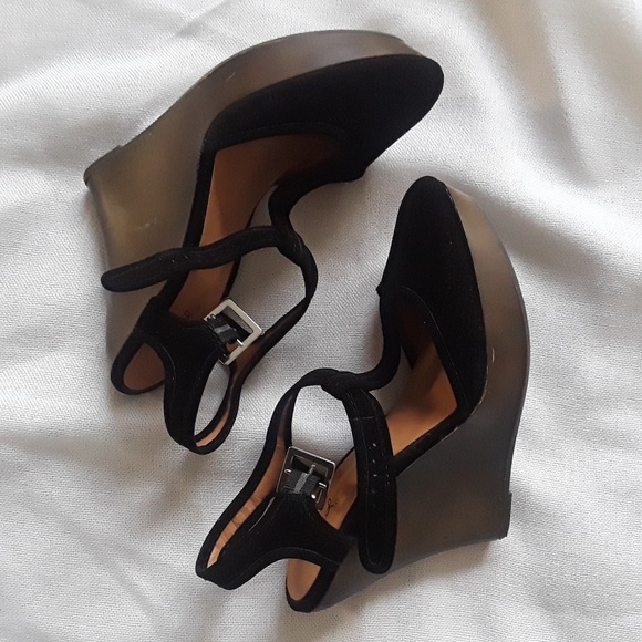 {Qupid} Black Velvet T-Strap Wedges - Picture 1 of 5